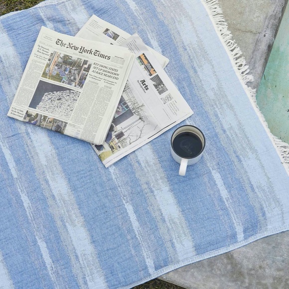Blue Ocean Turkish Towel Picnic Blanket Wrap Beach Towel Boho NWT - Picture 1 of 4